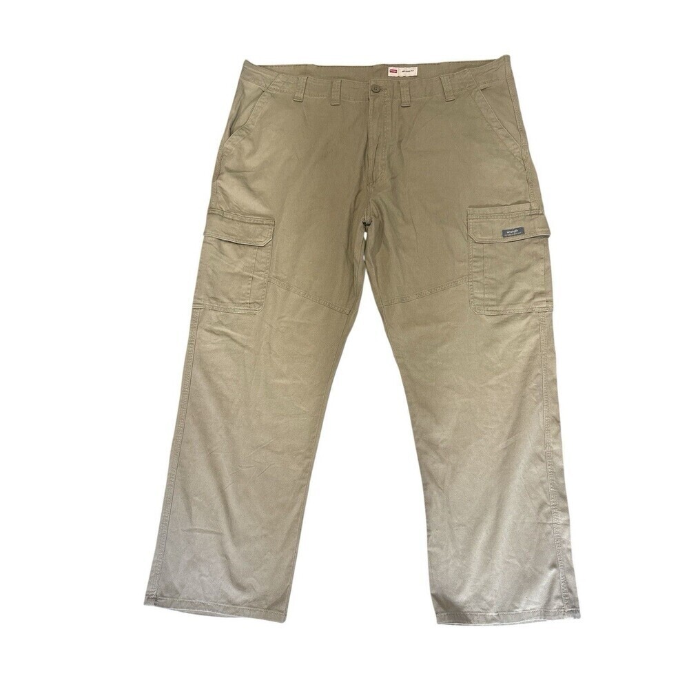 Wrangler Relaxed Fit Cargo Pants Khaki Men’s 44x30 Cotton Stretch Utility Work